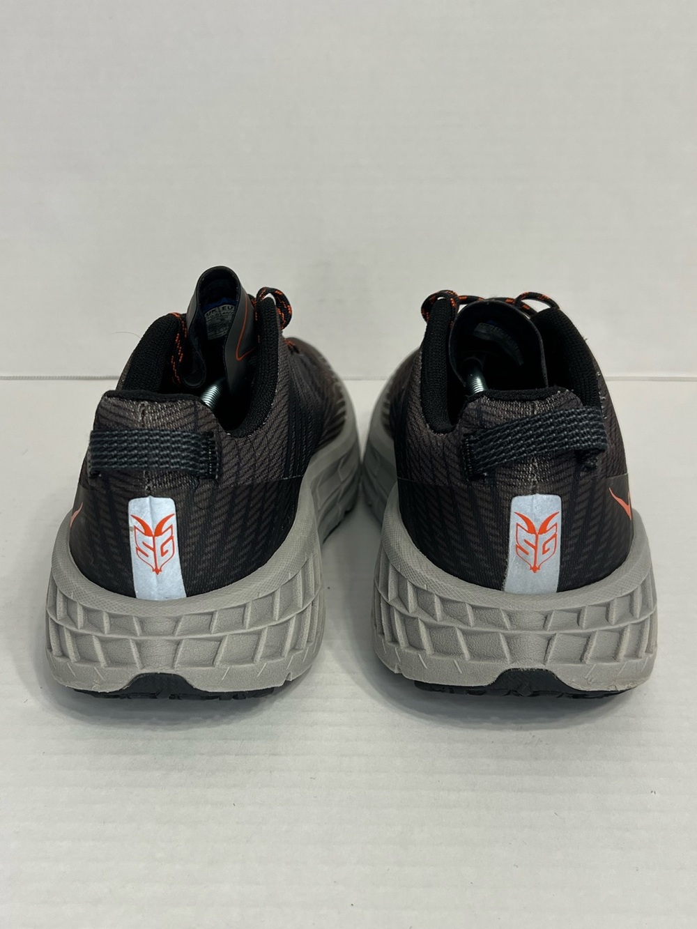 Hoka One One Speedgoat 4 in Dark Gull Grey / Anthracite Size 11 2E wide - Picture 8 of 11
